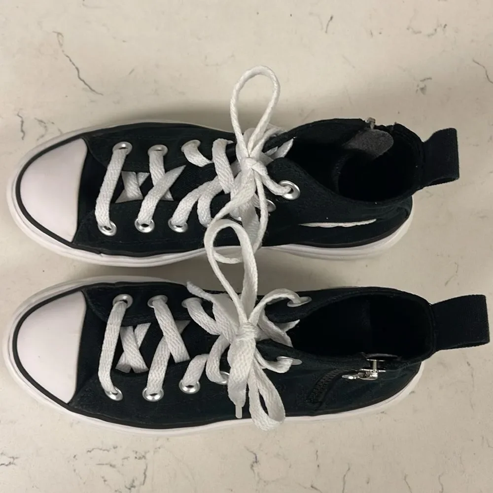 Converse Chuck Taylor All Star Lugged Lift Girls' Grade School Size 2 Black
